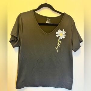 Chic Black Tee with Daisy Embroidery
